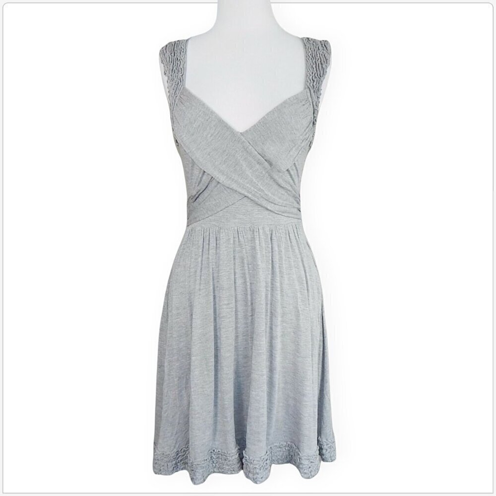 Bebe Heather Gray Stretch Knit Open Back Raw Edge Ruffle Detail Dress Lined M